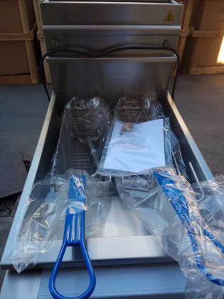 Commercial Gas Deep Fryers - CE Approved, Similar to Frymaster DEAN Model - For Sale
