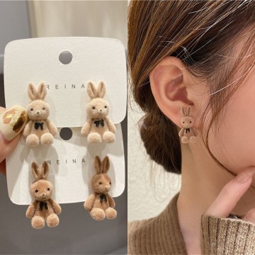 E-0895 Wholesale Retro Fashion Small Cute Plush Bear Earrings 925 Silver Jewelry