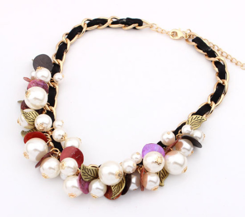 Bohemiska stilen sommaren vit Pearl shell pärlor vintage metall lämna hängen flätade rep halsband mode handgjorda kvinna halsband