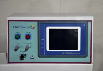 High Speed Automatic Rhinestone Machine Rhinestone Setting Machine Do Work With Embroidery