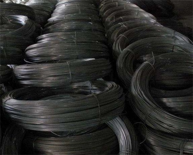 Black Coiling Wire1