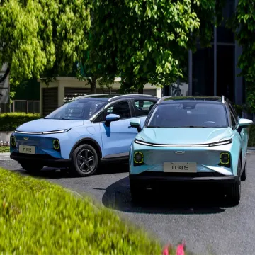 Adult High Speed Electric Car Geely Geometry E Made in China a New Type of Electric Car with Hot Sales in 2023
