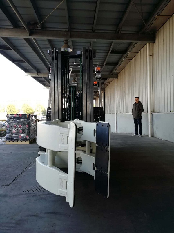 Forklift Paper Clamp