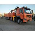 16ton Sinotruk howo 8x4 truck with crane cargo