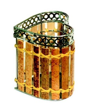 heart-shaped bamboo pen holder