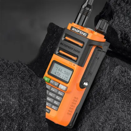BAO FENG UV-9RPRO V2 8W Handheld Walkie-talkie