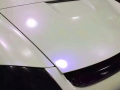 glanzend parel wit paars auto wrap vinyl