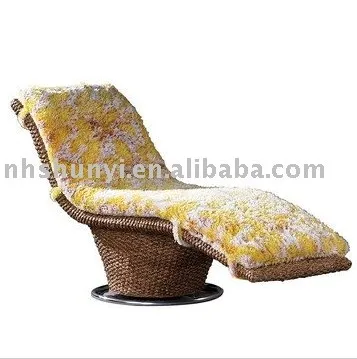 rattan indoor chaise lounge
