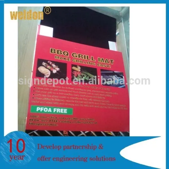 PTFE (PFOA Free) Material and Easily Cleaned Non-Stick Heat Resistance BBQ grill mat
