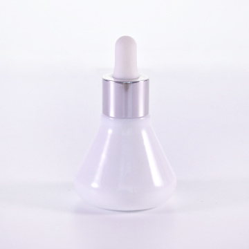 シルバードロッパー付きの特別な形状の白い血清ボトル