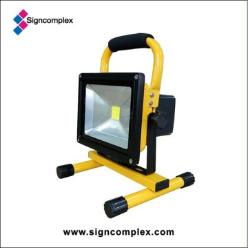 20W 5500-7000k COB LED Rechargeable Flood Light