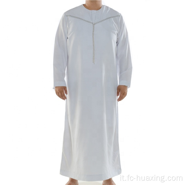 Abbigliamento islamico abito saudita per uomini abaya