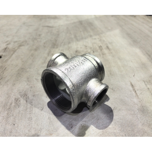 Accesorios de tubería galvanizados de primera categoría con la cruz reductora