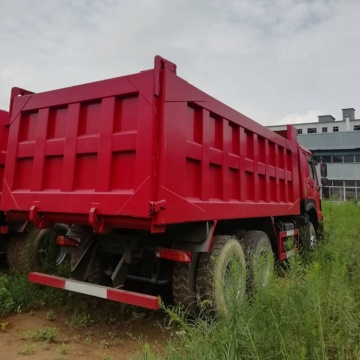 Camión volquete HOWO usado a la venta