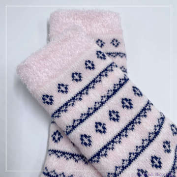 Nuevo estilo al por mayor de alta calidad lindos calcetines navideños