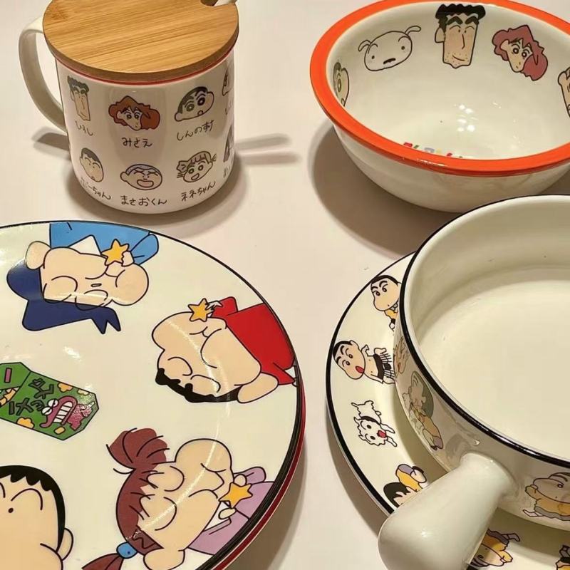 Stylish Anime-Themed Dinnerware Collection