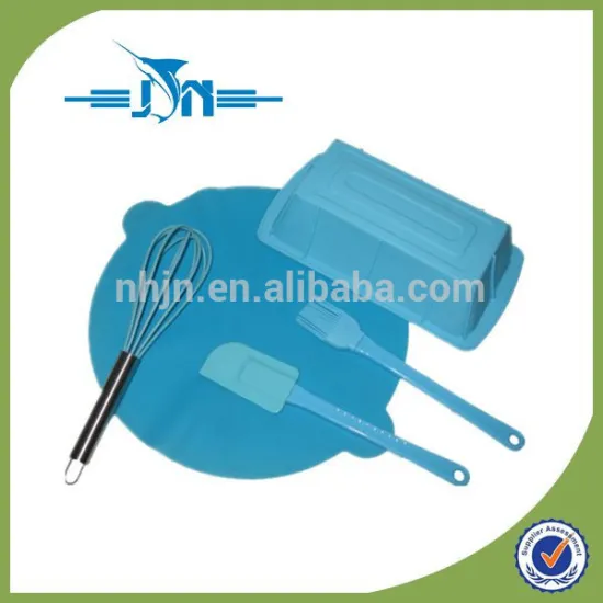 SET OF 5 SILICONE FLEXIBLE NON-STICK BAKEWARE