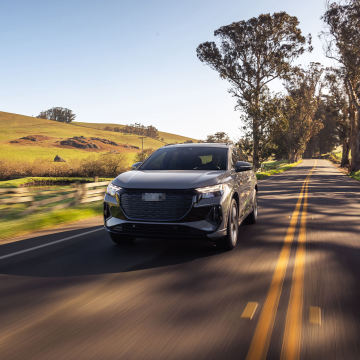 2024 Etron Electric Sports Car พร้อมช่วง CLTC 605km