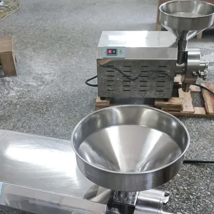 Portable Multi-Function Mini Leaf Grinder - Wondermill Junior Stone Grain Mill