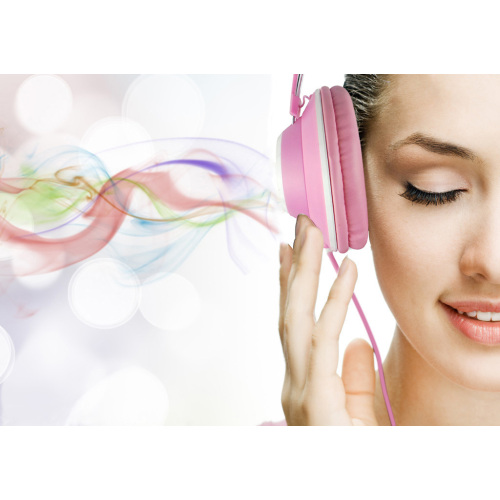 Headphone Suara Bass Stereo Feminin merah muda yang lucu