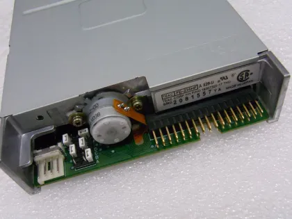 300 Rpm 1.44 Mb Storage Capacity Optical Disc Drive Teac Fd-235hf A529
