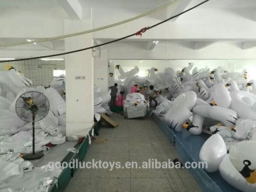 float inflatable swan giant