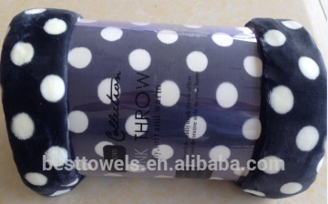Soft picknick white dot print flannel fleece blanket