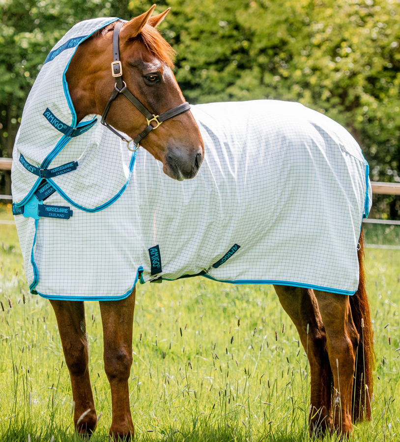 Waterproof and ripstop turnout horse rugs