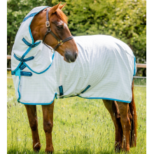 Waterproof and ripstop turnout horse rugs