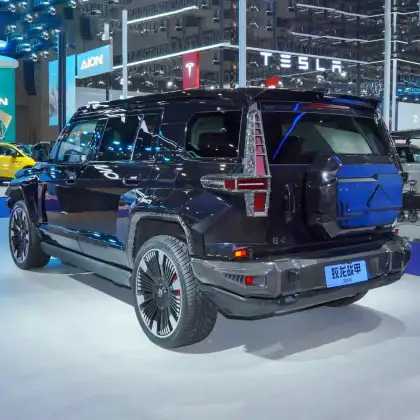 M-Hero 917 2025 Model Dragon Armor