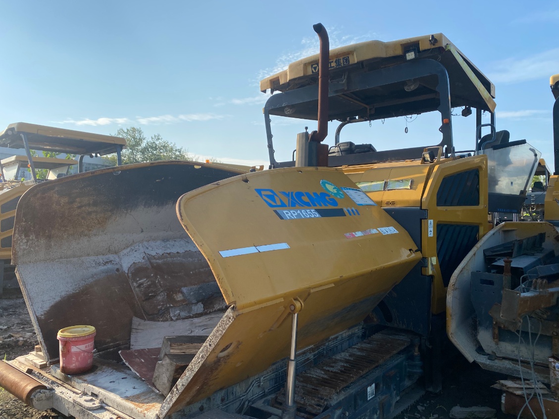 XCMG second hand paver machine RP1655