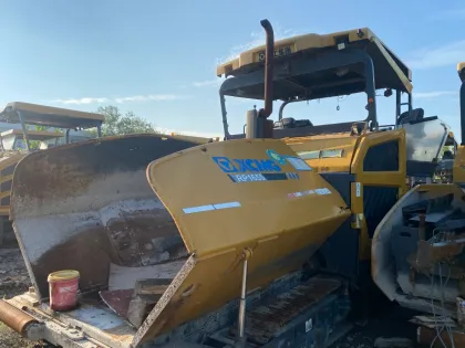 XCMG second hand paver machine RP1655