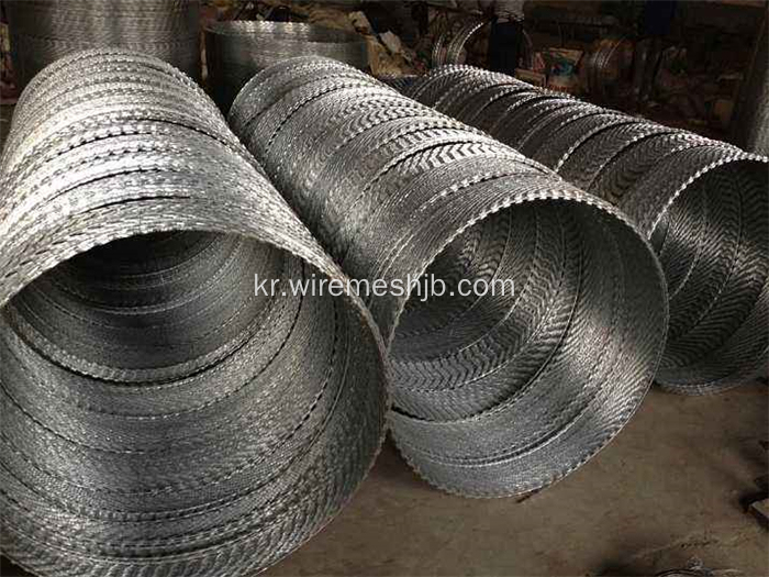 Galvanised Concertina Razor Wire Fence