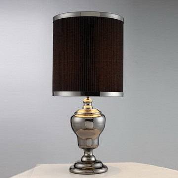 Chrome Polish simple table lamp