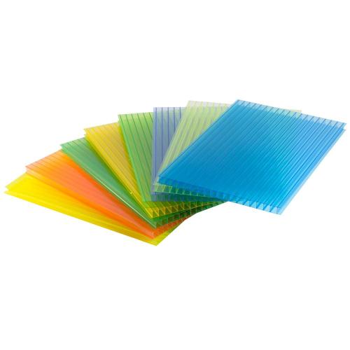 Clear polycarbonate sheet with high light transmittance