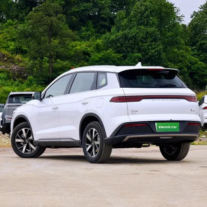 Byd song pro compact 5-seater SUV