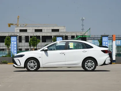 2024 Chevrolet Monza 1.5L Compact Sedans