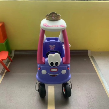 Cute Plastic Princess Car with Four Wheels for Toddlers
