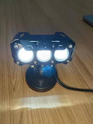 LLevo Motorcycle Lighting System: LED Fog Lights & Laser Driving Lights (White/Yellow)