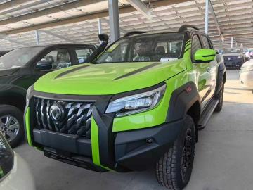 Dongfeng RICH 7 TigerRoar 4WD 8AT camionnette à essence