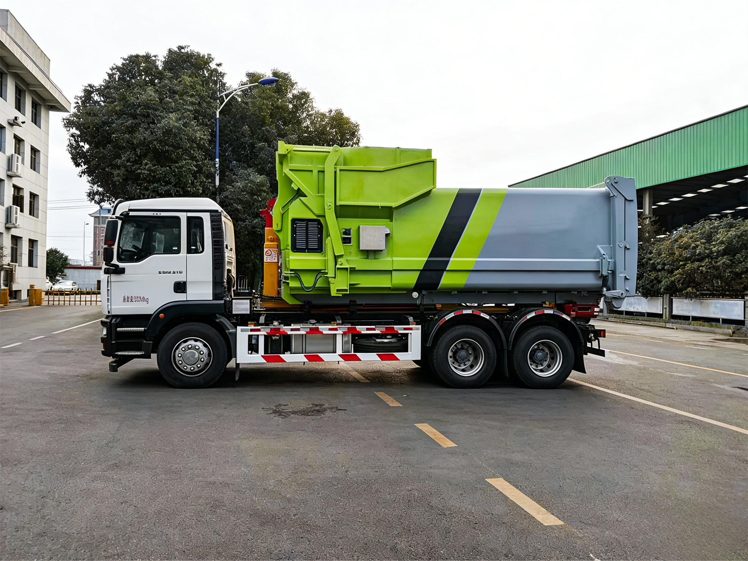 cost of a new garbage truck