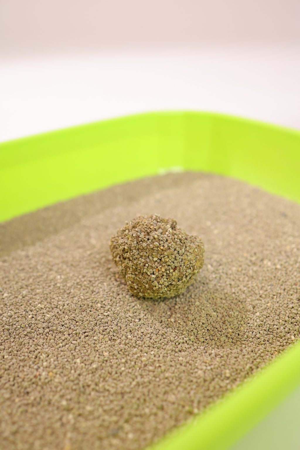 Mixed Size Lavender Scented Activated Charcoal Bentonite Cat Litter3