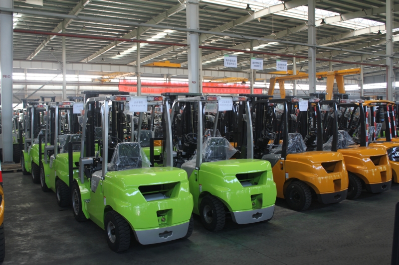 Forklift Manufacture