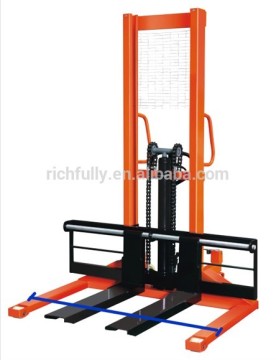 Wide Legs Hand/Manual Pallet Stacker