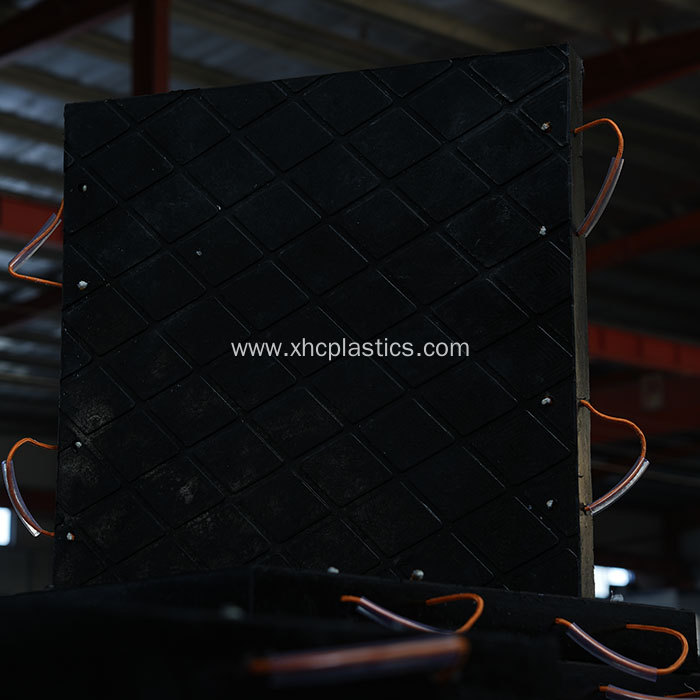 Outrigger Pads For Bucket Trucks