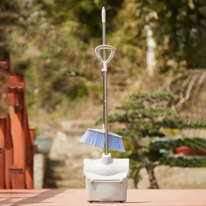 Wholesale Manufacturers: High-Quality Brooms, Dustpans, Squeegees, and Broom Dustpans for Kitchen, Office, and Lobby Floor Maintenance