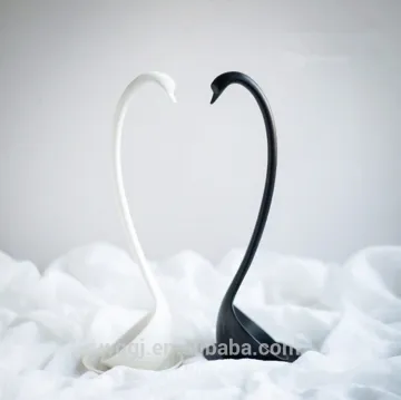 High Quality Cute Swan Shape Big Spoon White and Black Color Long-handled Plastic Soup Spoon