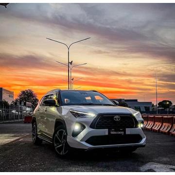 3D Premium Custom Car Mata dla Yaris Cross