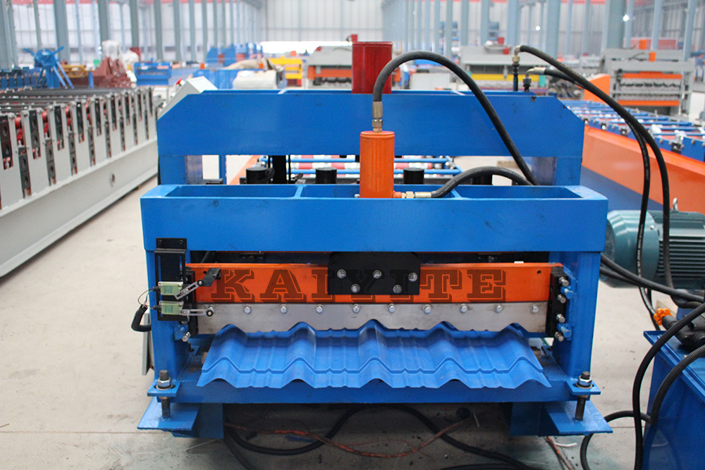 roofing roll forming machine