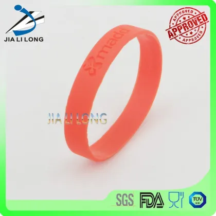 the silicone colorful silicone bracelet